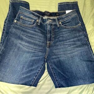Lucky Brand jeans, Mid rise